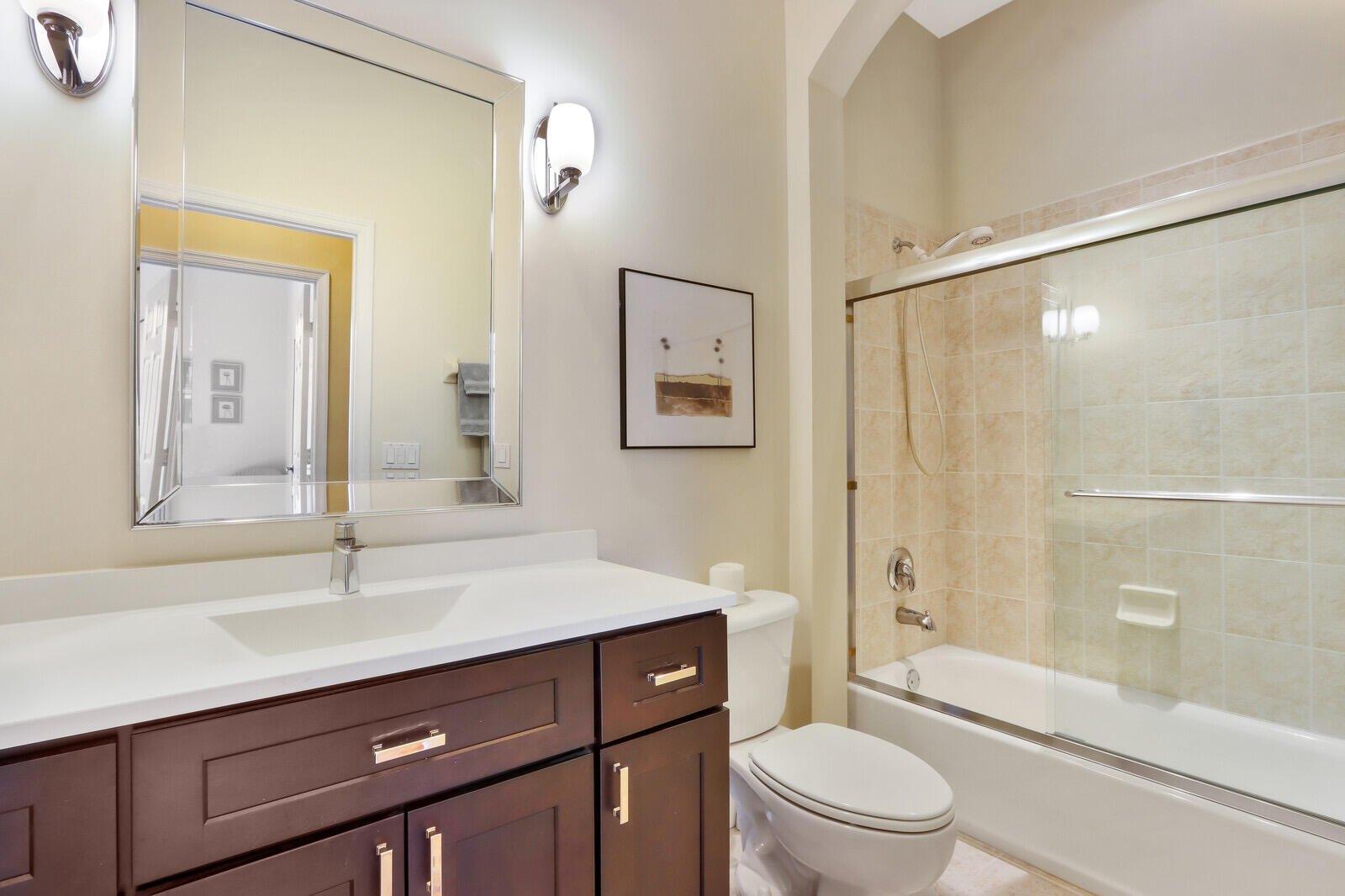 Greenbrier Cir, Port Saint Lucie, FL 34986