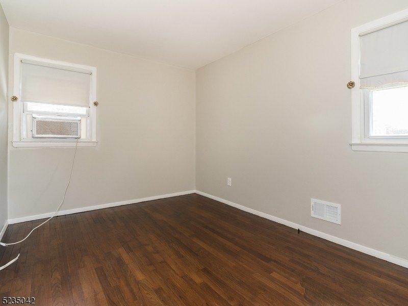 Terhune Ave, Pequannock, NJ 07440