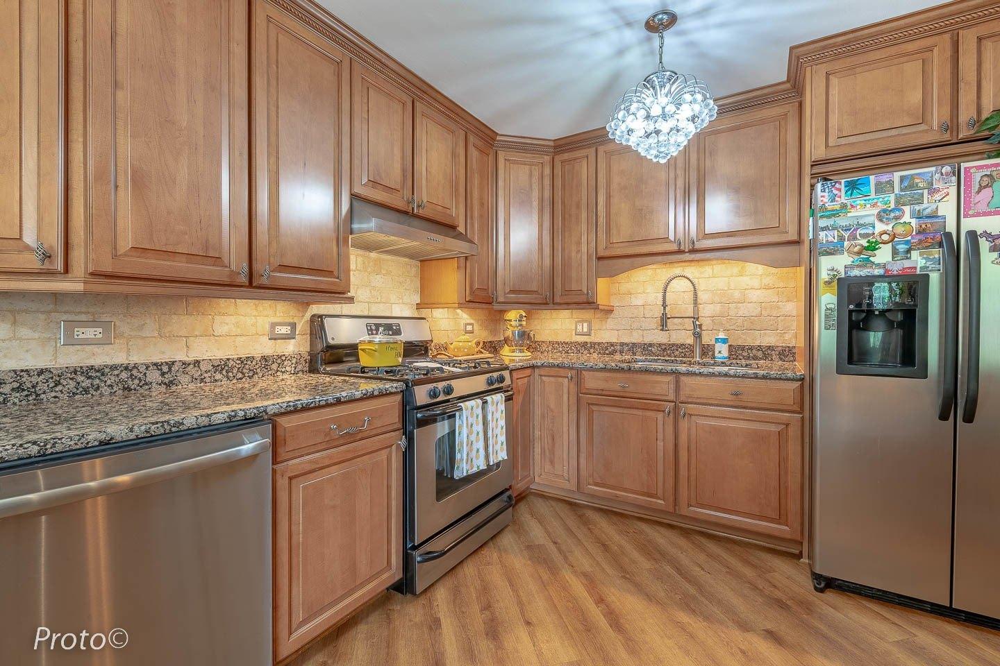 Westchester Dr, Glendale Heights, IL 60139