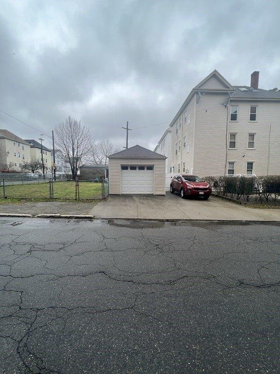 Deane St, New Bedford, MA 02746