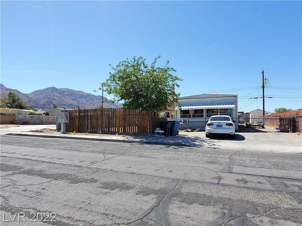 Yellowstone Ave, Las Vegas, NV 89156