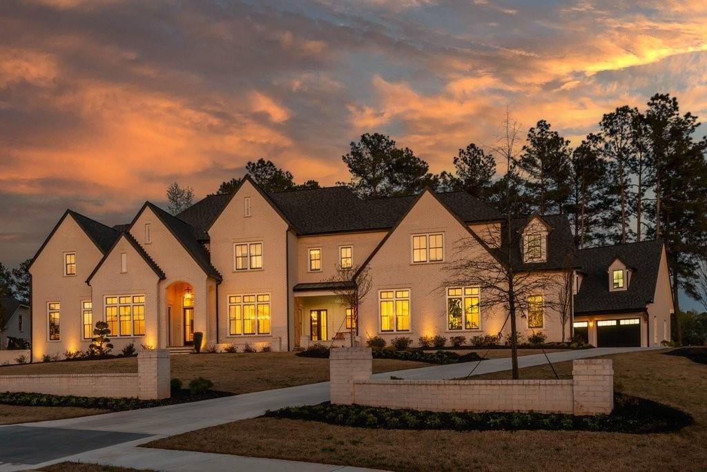 Balley Forrest Dr, Alpharetta, GA 30004