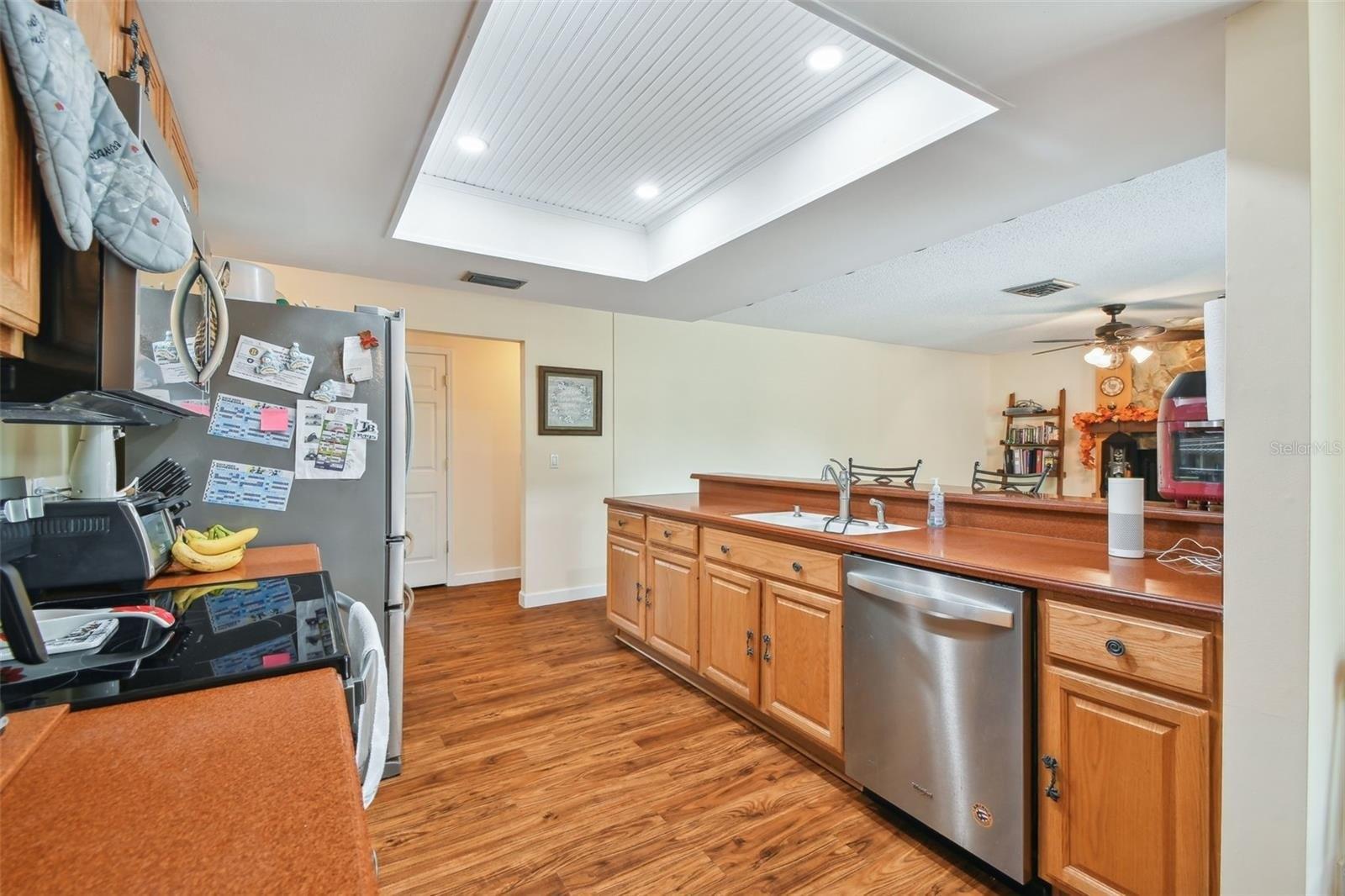 Silhavy Dr, Largo, FL 33774