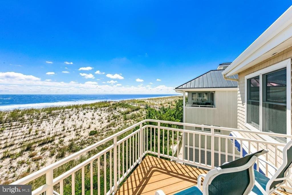 Middlesex Ave, Harvey Cedars, NJ 08008
