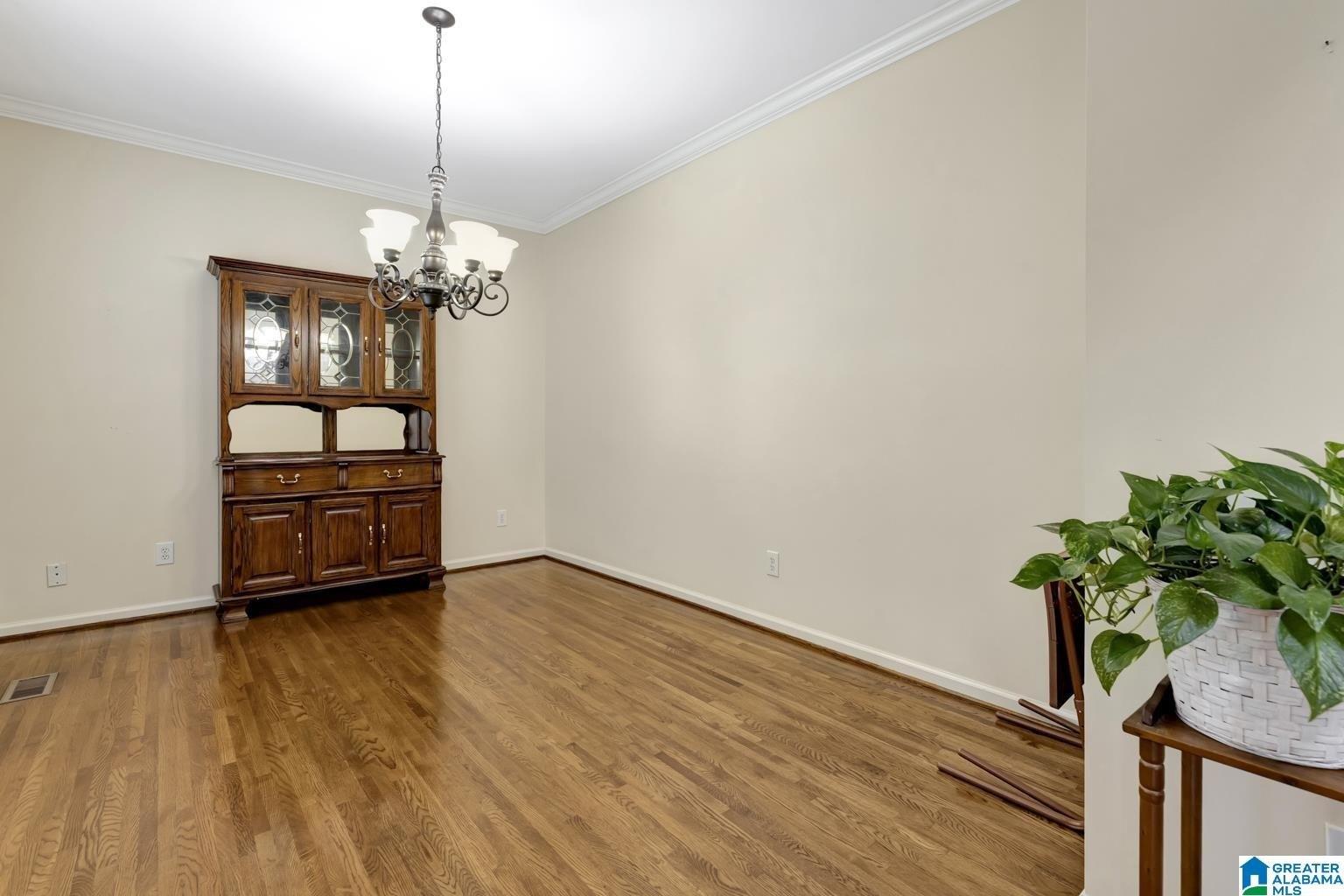 Englewood Rd, Helena, AL 35080