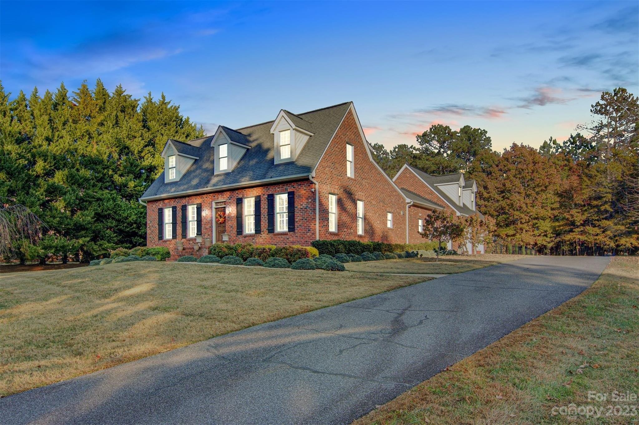 Trey Ct, Granite Falls, NC 28630