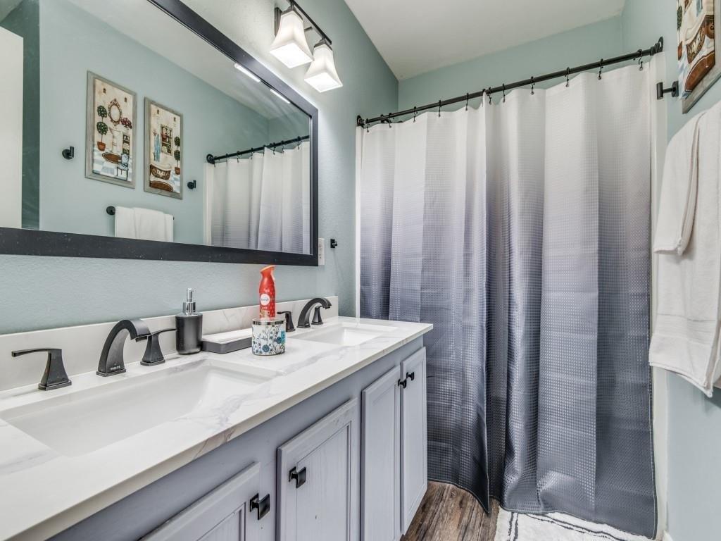 Brooks Dr, Cedar Hill, TX 75104