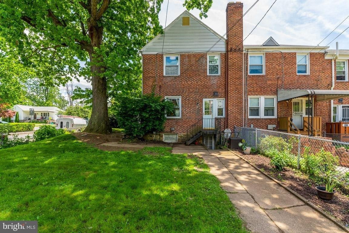 Altamont Ave, Catonsville, MD 21228