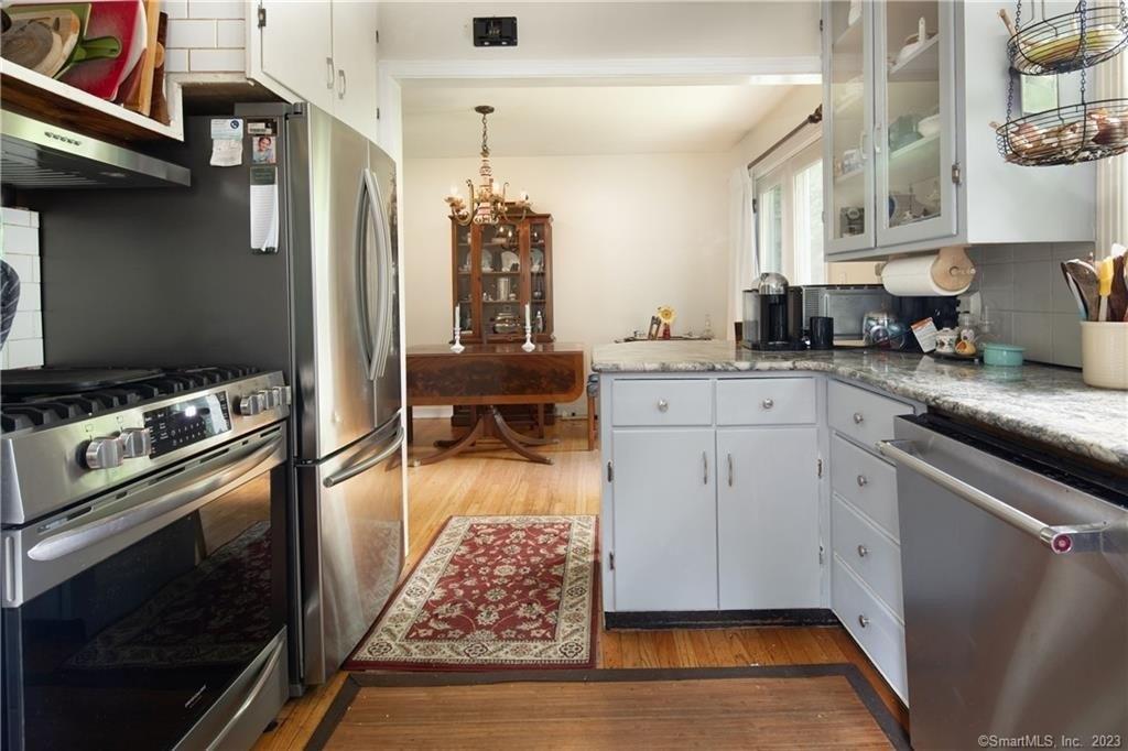 Walton St, Lakeville, CT 06039