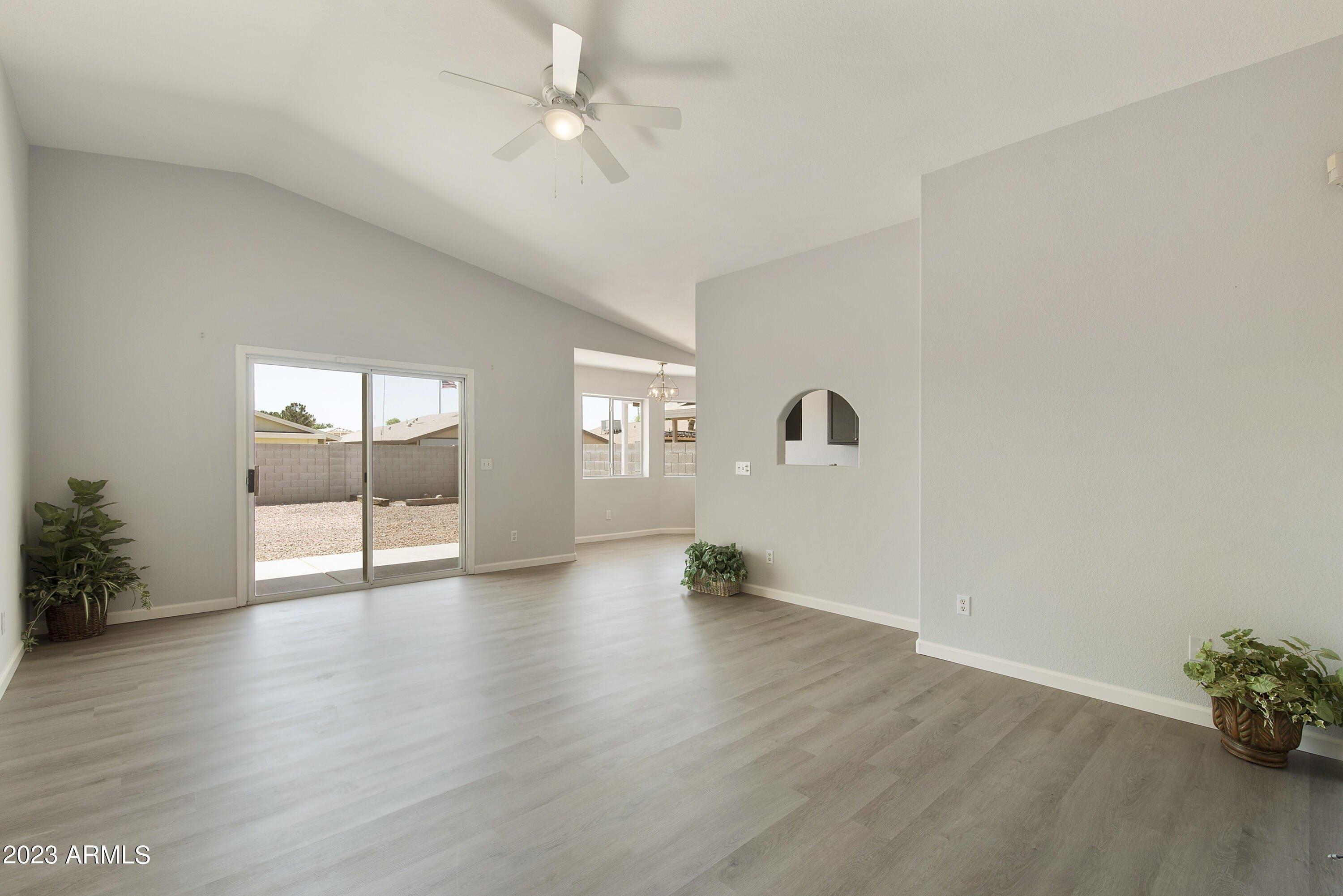 N 87th Ave, Peoria, AZ 85345