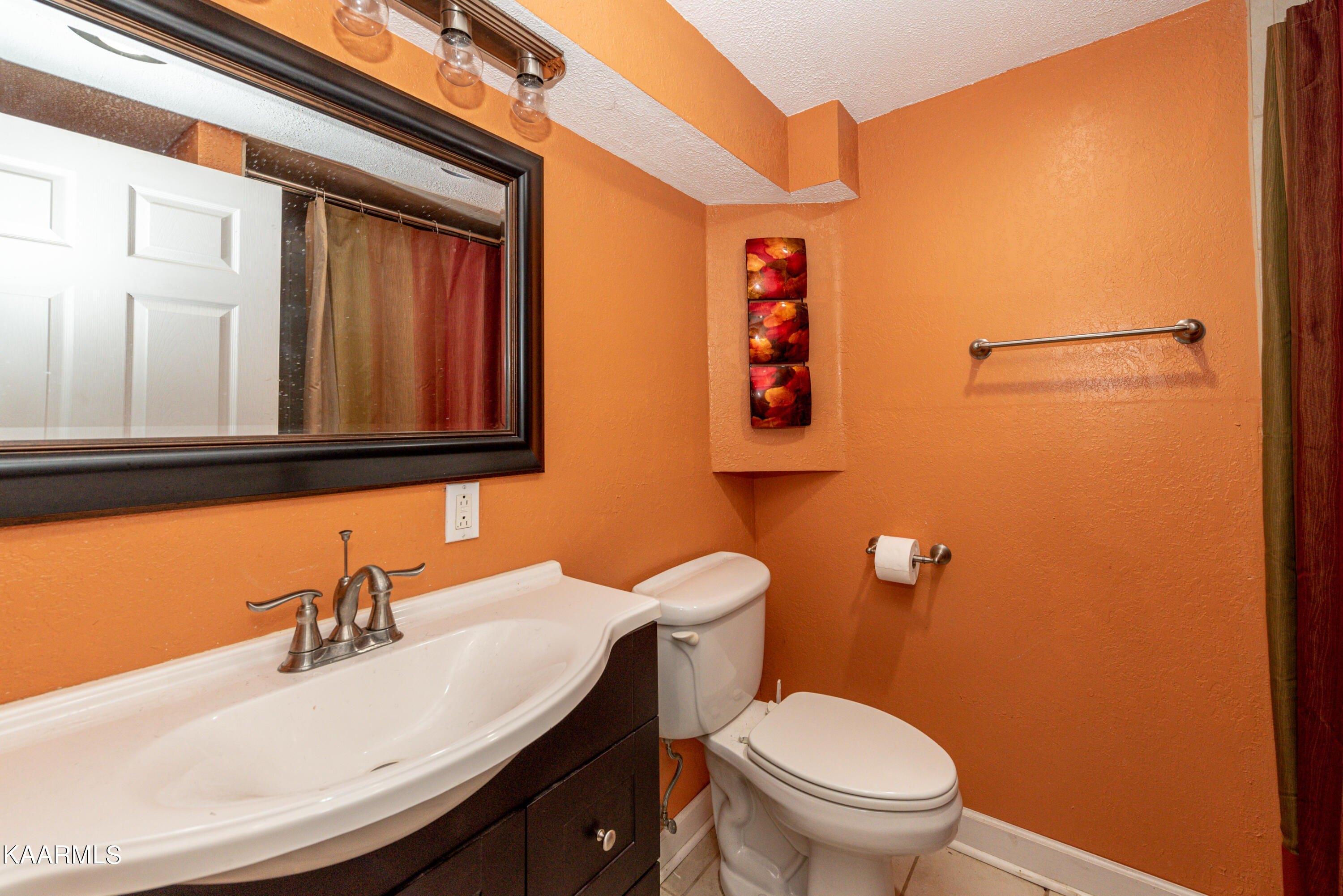Tazewell Pike, Corryton, TN 37721