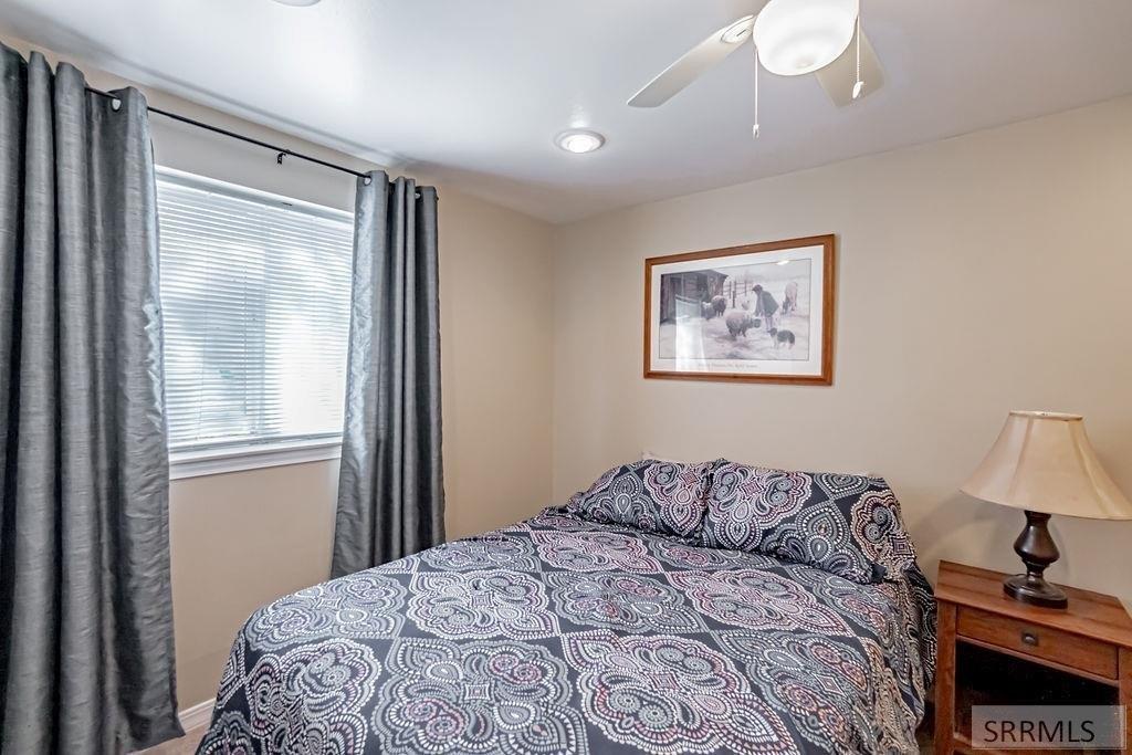 Leesburg Ln, Idaho Falls, ID 83404