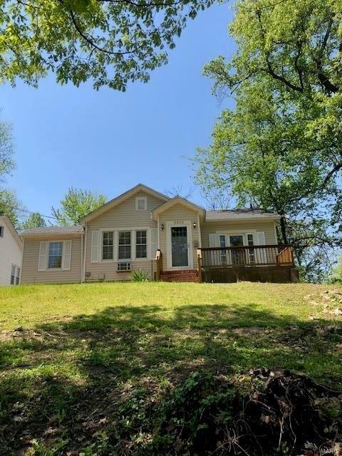 Mary Ave, Saint Louis, MO 63136