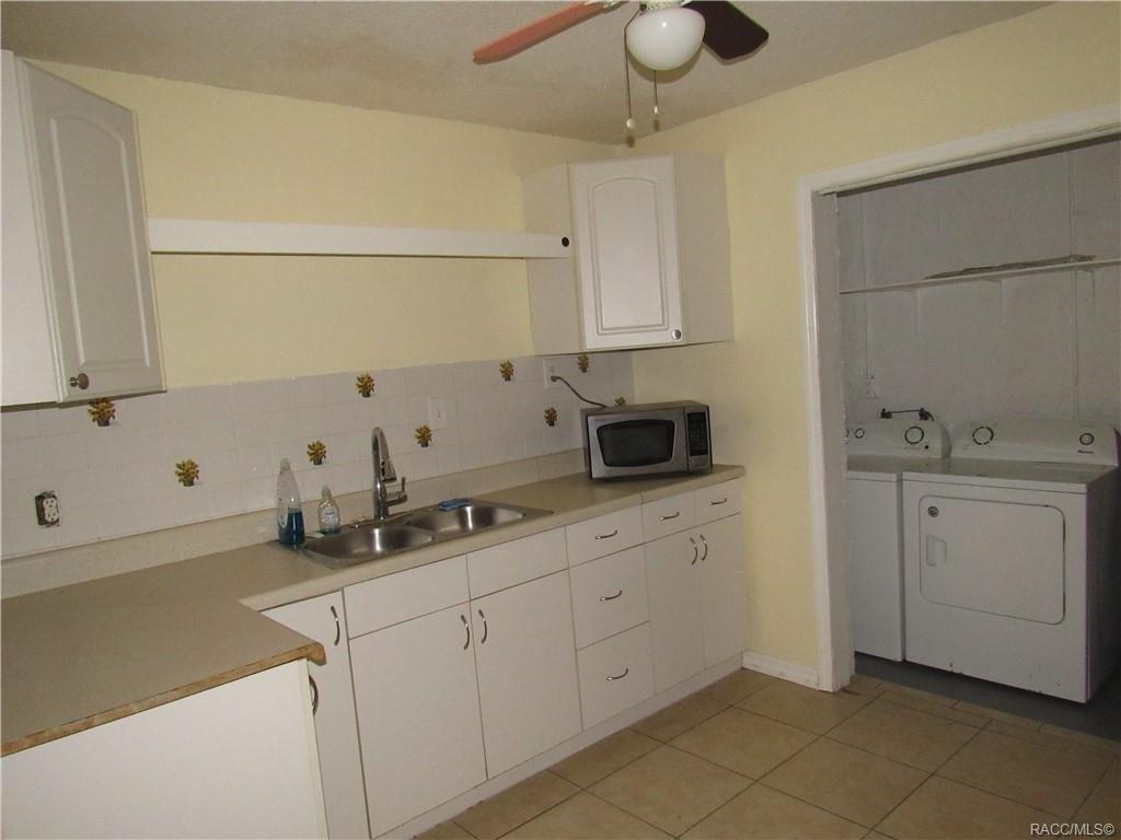 N Woodland Pt, Crystal River, FL 34428