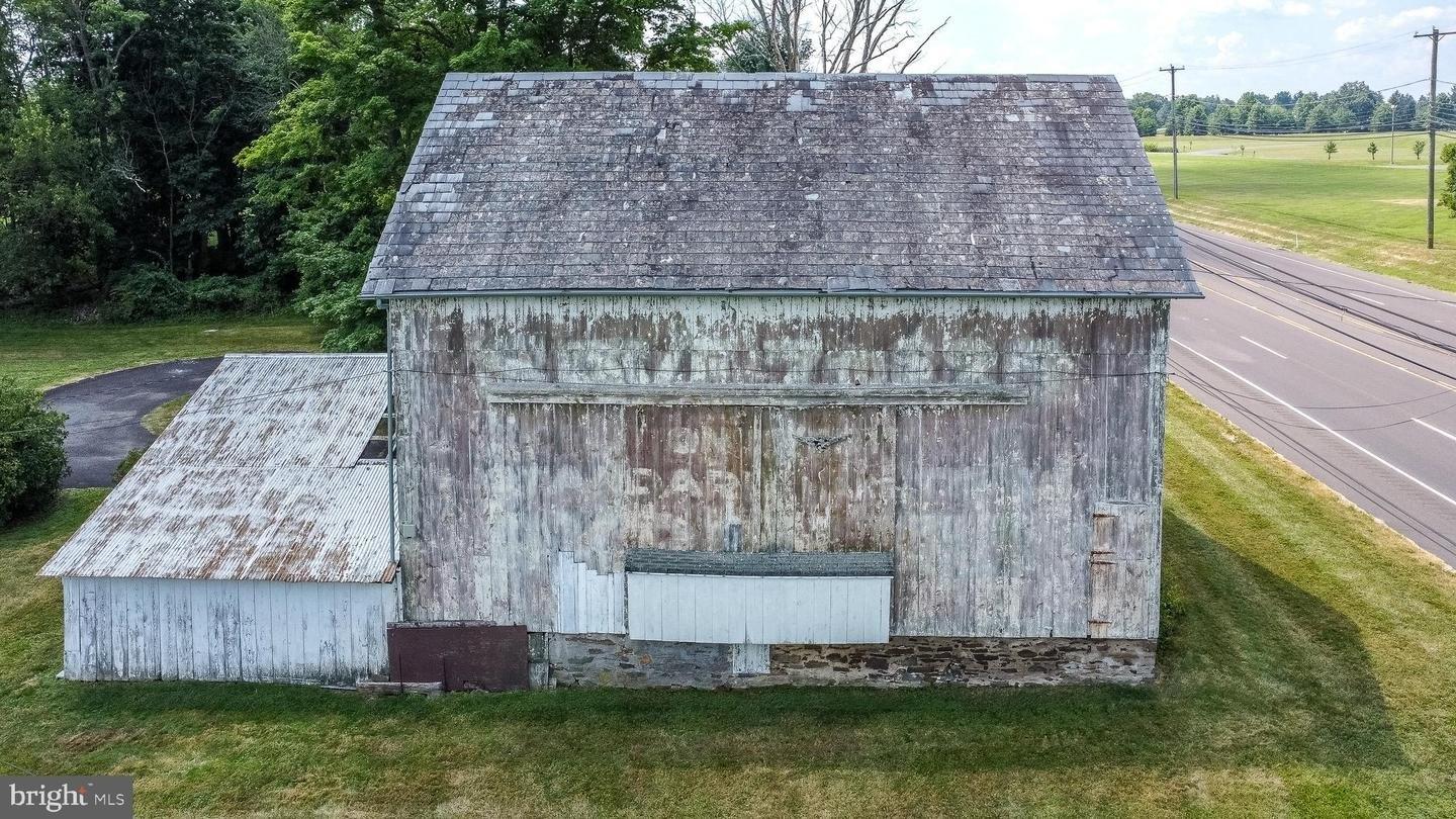 York Rd, Jamison, PA 18929
