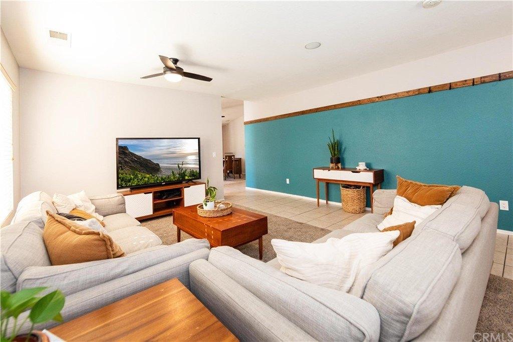 Silverwood Ln, Menifee, CA 92584