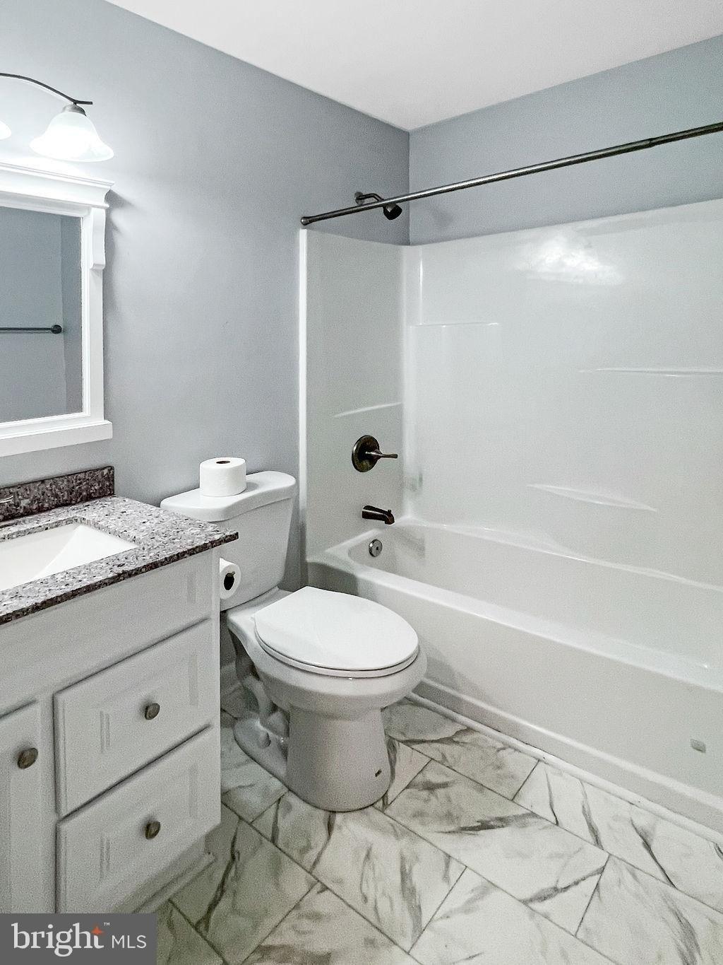 Blueberry Ln, Harpers Ferry, WV 25425