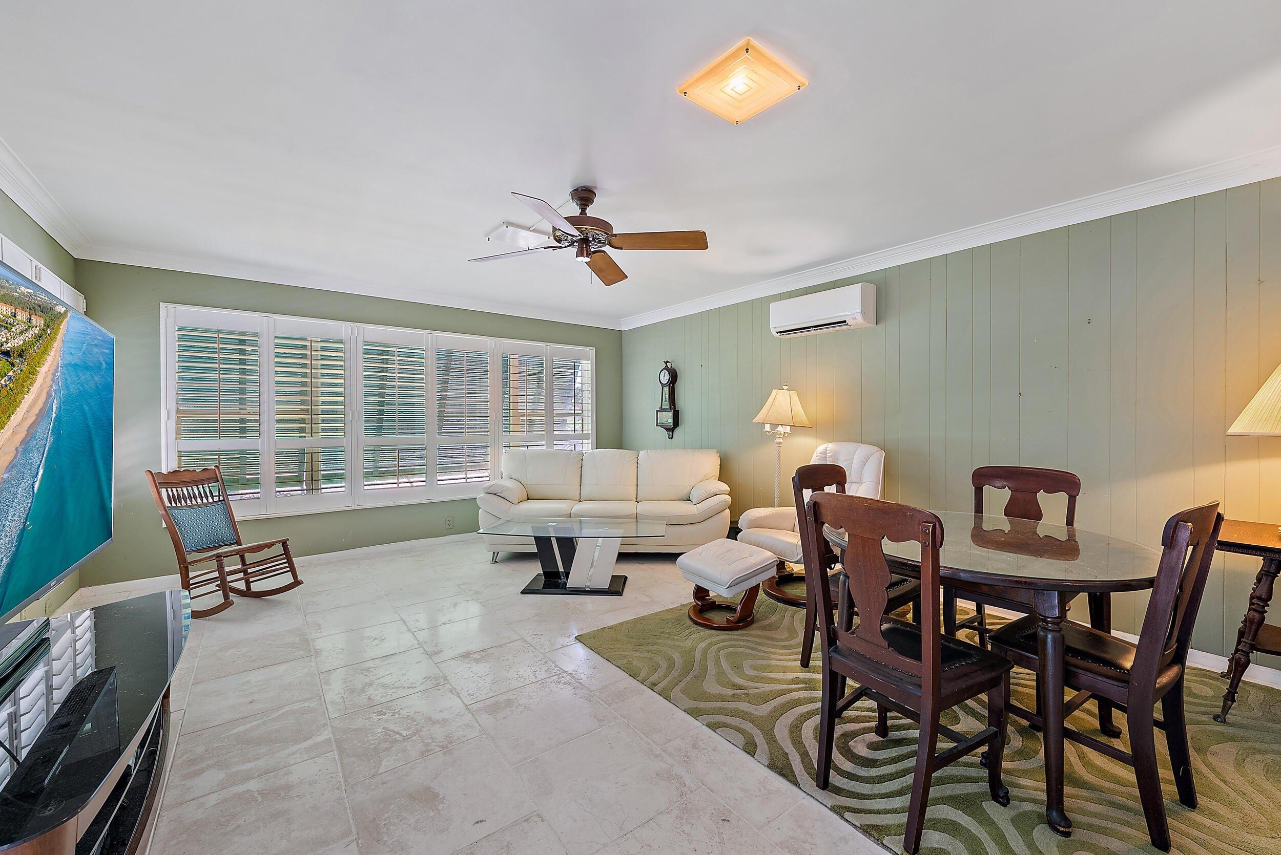 N Lakeside Dr, Lake Worth, FL 33460