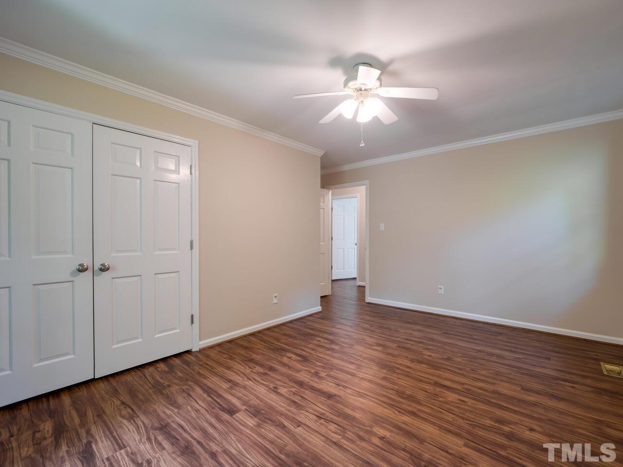 Foxwood Dr, Chapel Hill, NC 27514