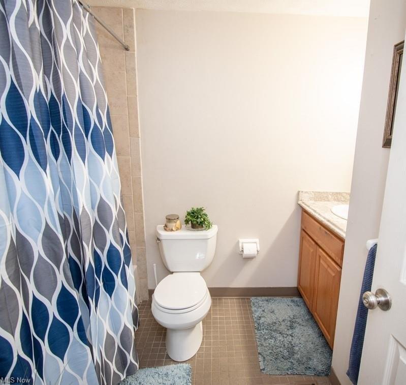 Birch Trace Dr, Youngstown, OH 44515