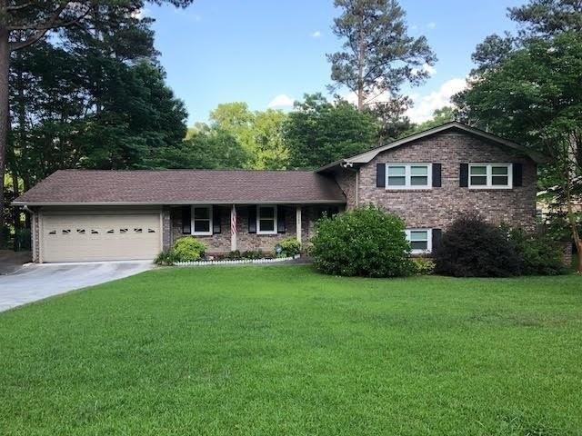 Rotherwood Dr, Tucker, GA 30084