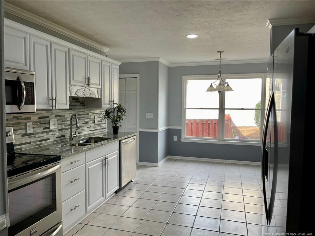Flintwood Rd, Fayetteville, NC 28314