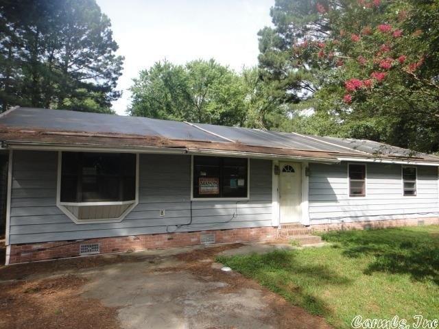 W Barnett St, Kensett, AR 72082