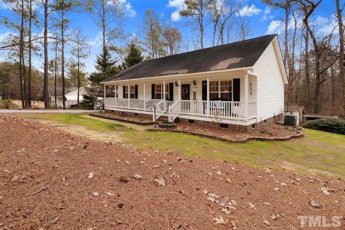 Hilltop Dr, Four Oaks, NC 27524