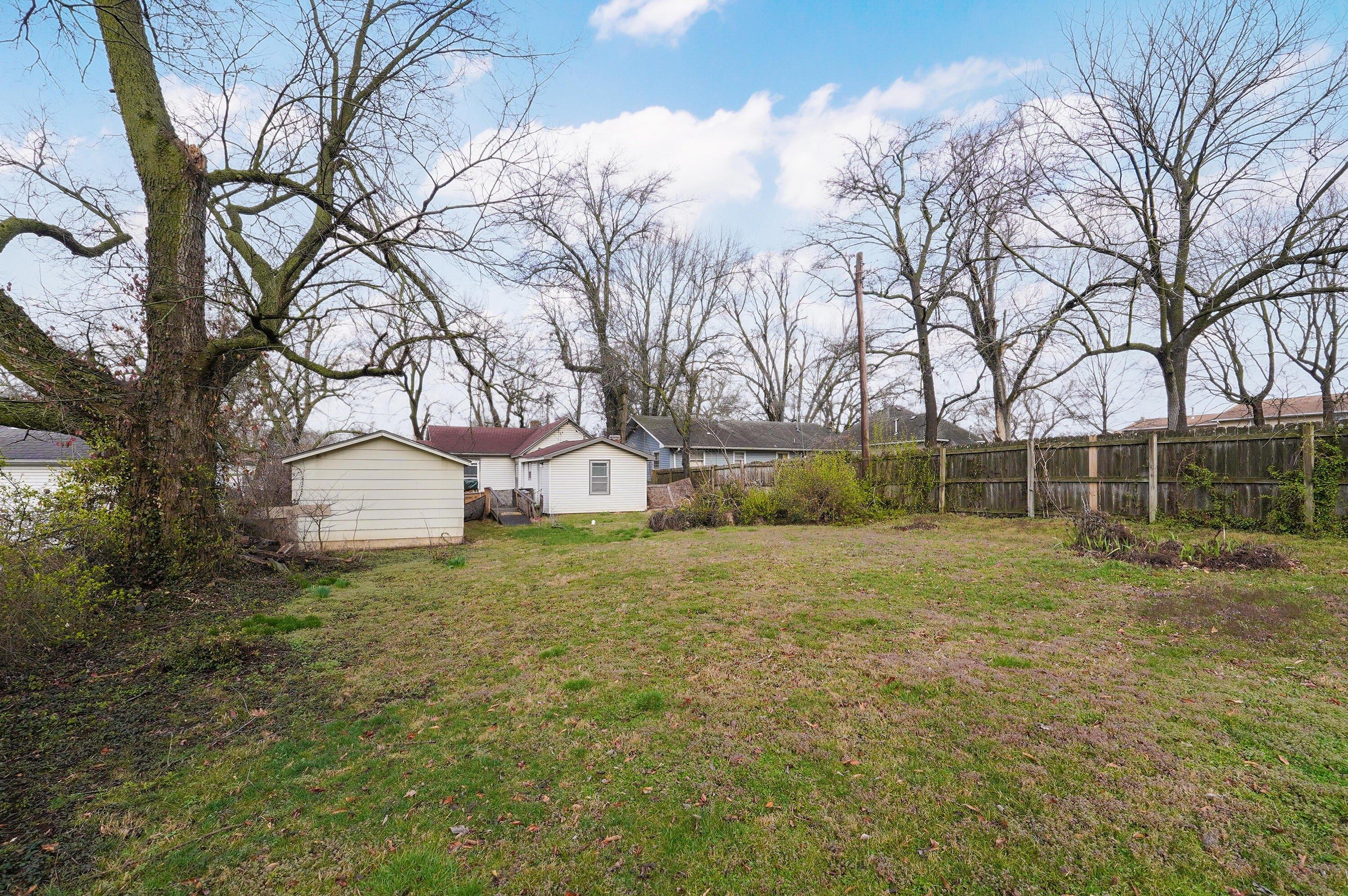N Fort Ave, Springfield, MO 65803