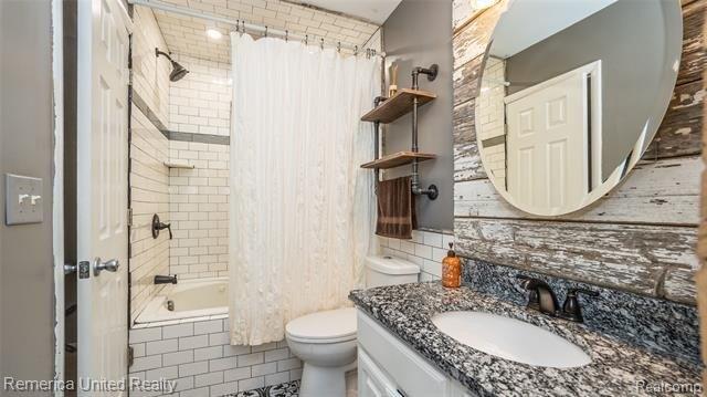 Fairchild St, Westland, MI 48186
