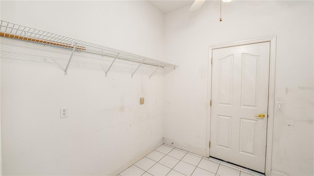 S Sylvan Lake Dr, Sanford, FL 32771