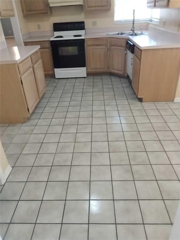 Lake Jackson Cir, Apopka, FL 32703
