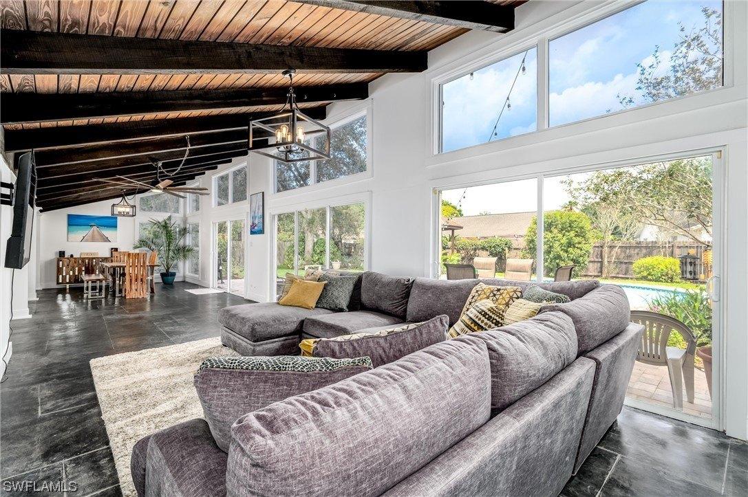 Cherry Brook Ln, Tampa, FL 33618