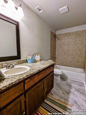 Wade St, San Antonio, TX 78210