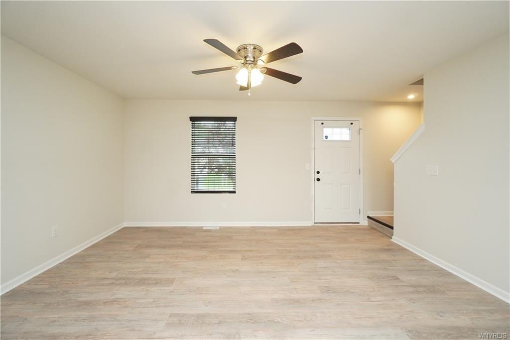 Allie Ln, Hamburg, NY 14075