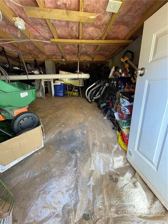 Westbrook Dr, Charlotte, NC 28208