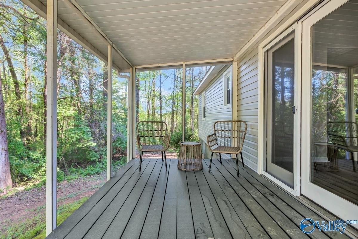 Cedar Crest Dr, Huntsville, AL 35806