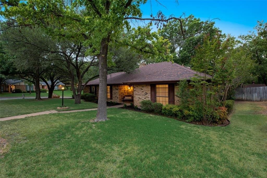 Watson Rd, Fort Worth, TX 76103