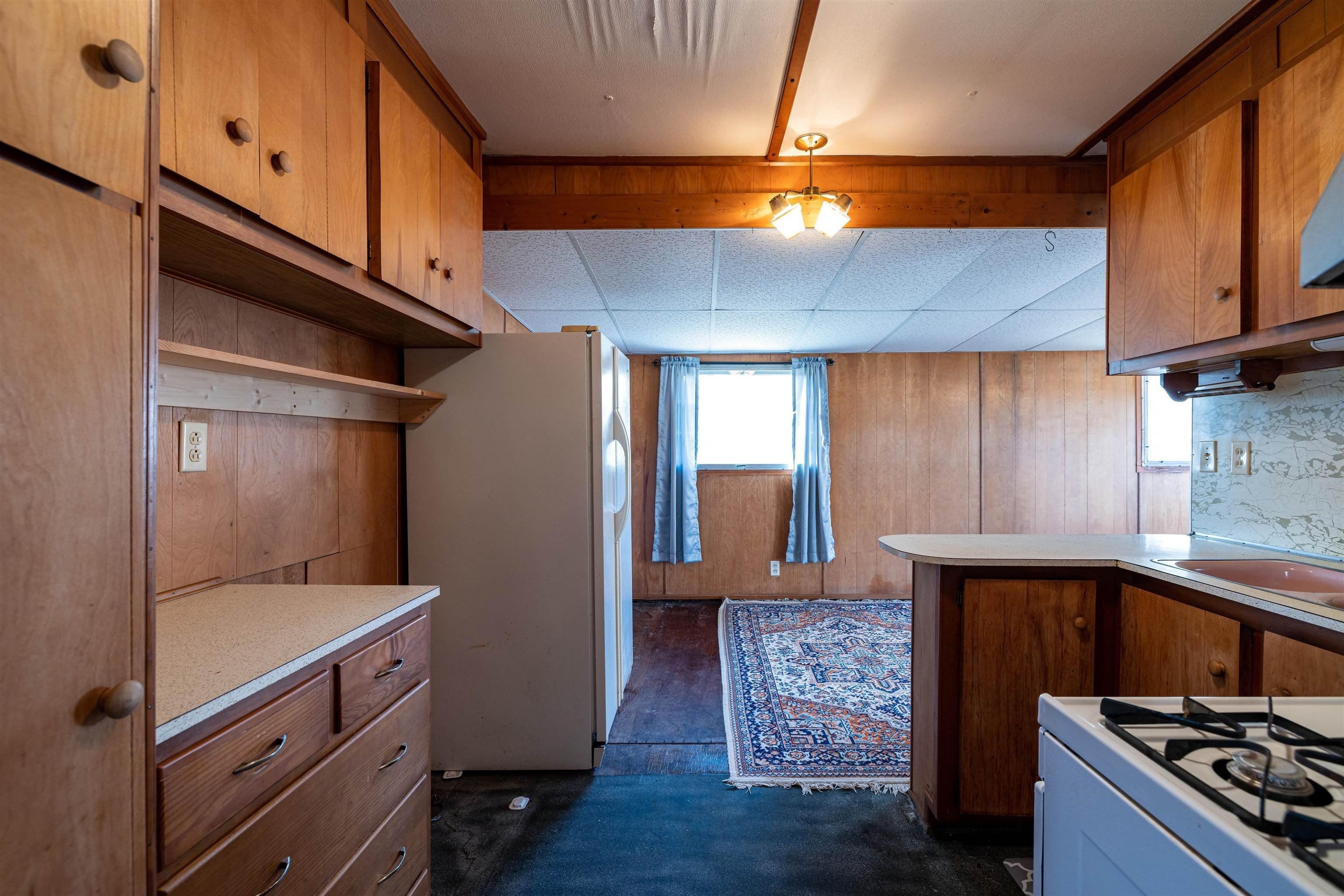 Fourth St, Luray, VA 22835