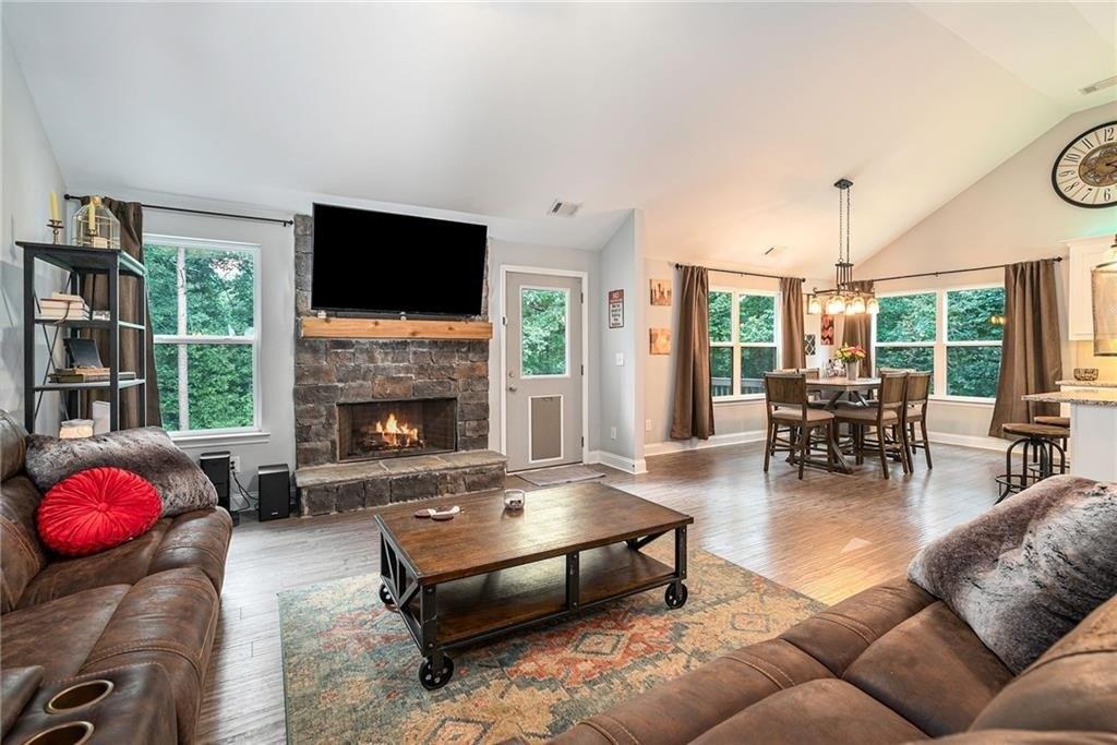 Aaron Ct, Loganville, GA 30052