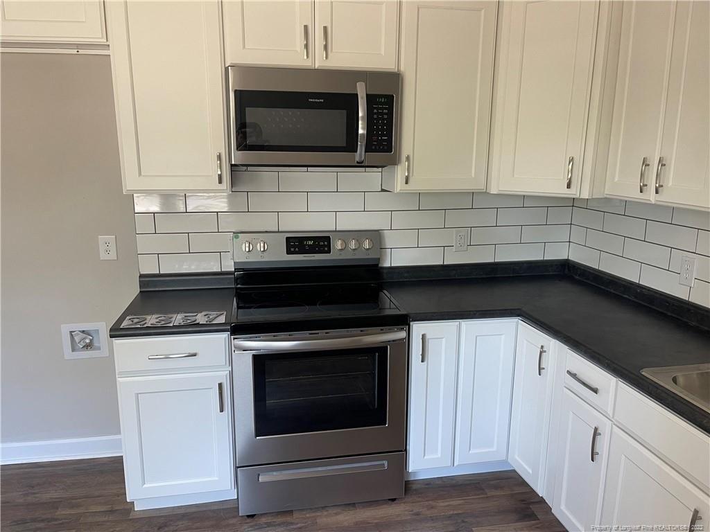 Vardaman Ave, Hope Mills, NC 28348