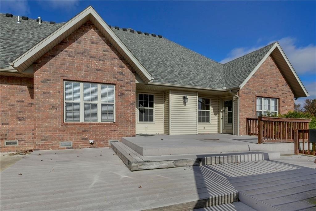 W Meadowlark Ln, Aurora, MO 65605