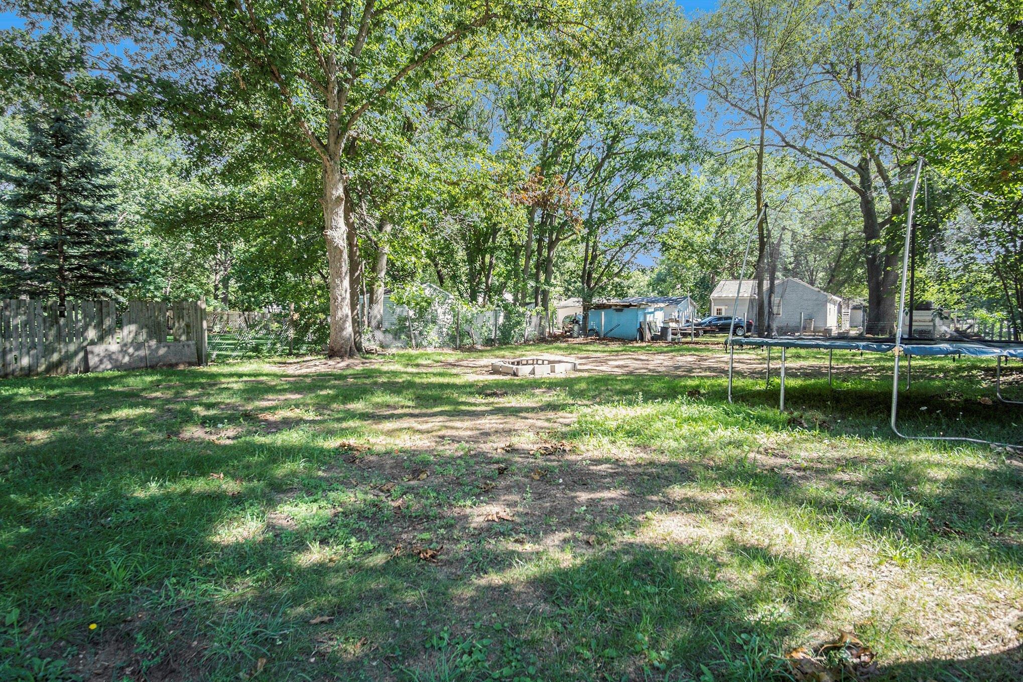 Worden St, Norton Shores, MI 49444