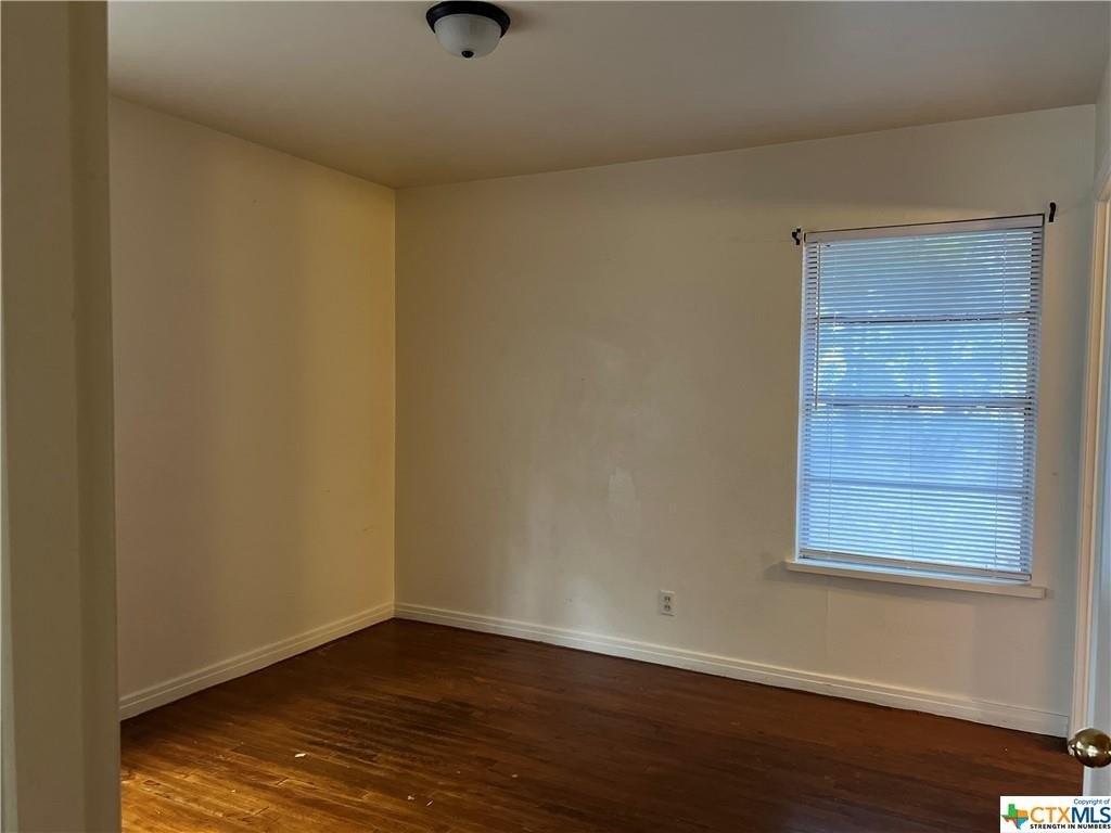 Searcy Dr, Killeen, TX 76543