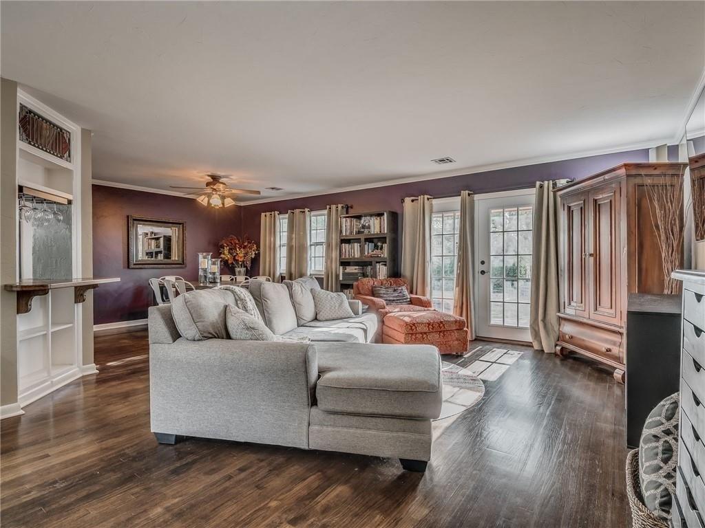 Chesterton Pl, Oklahoma City, OK 73120