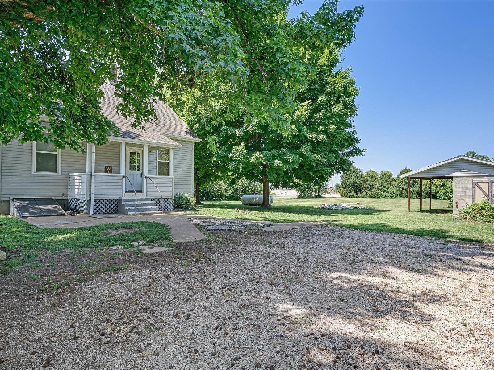 Main St, Fults, IL 62244