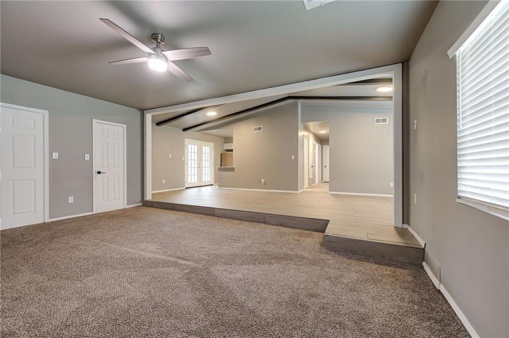 E Robinson St, Norman, OK 73071