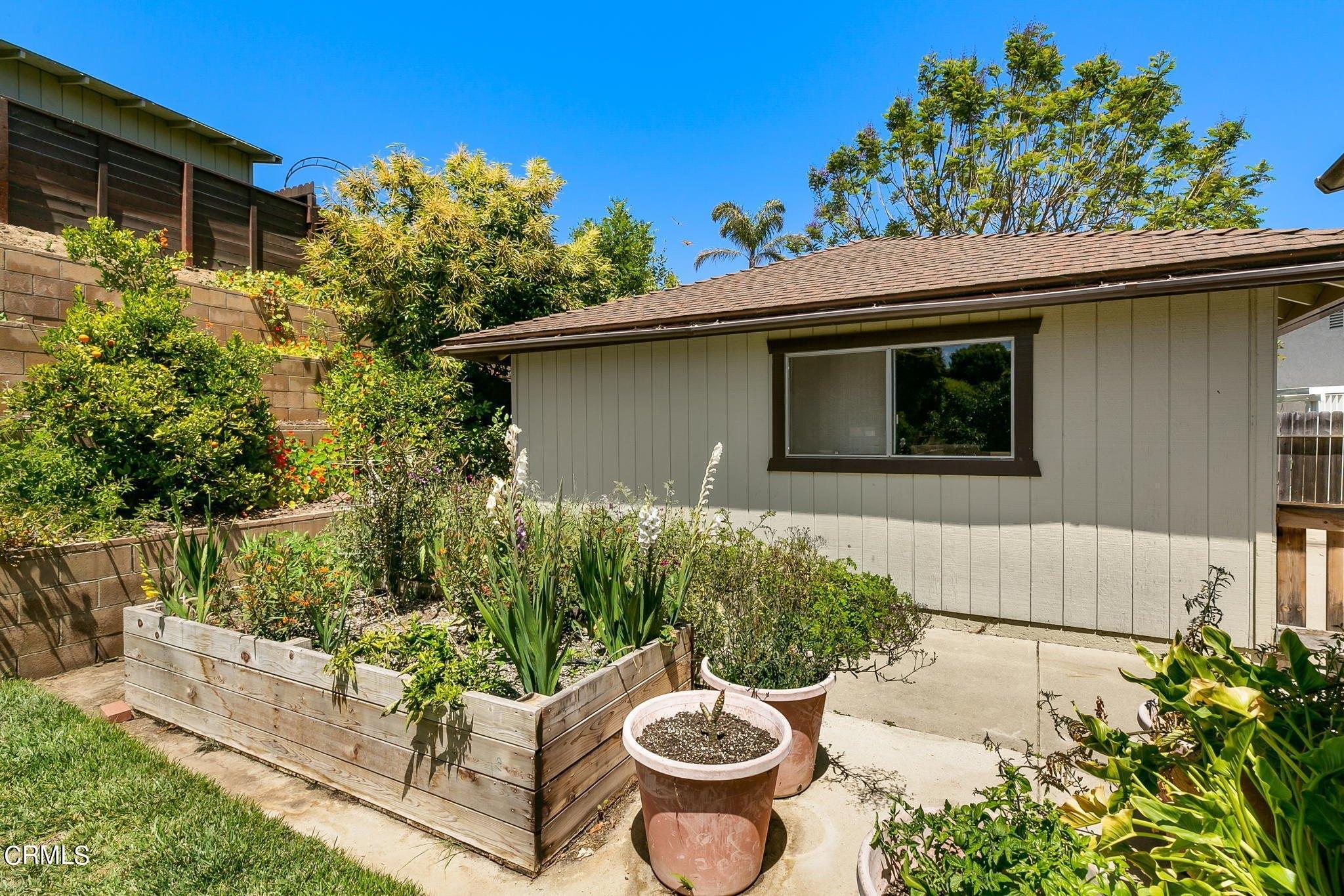 Mount Whitney Ct, Ventura, CA 93003