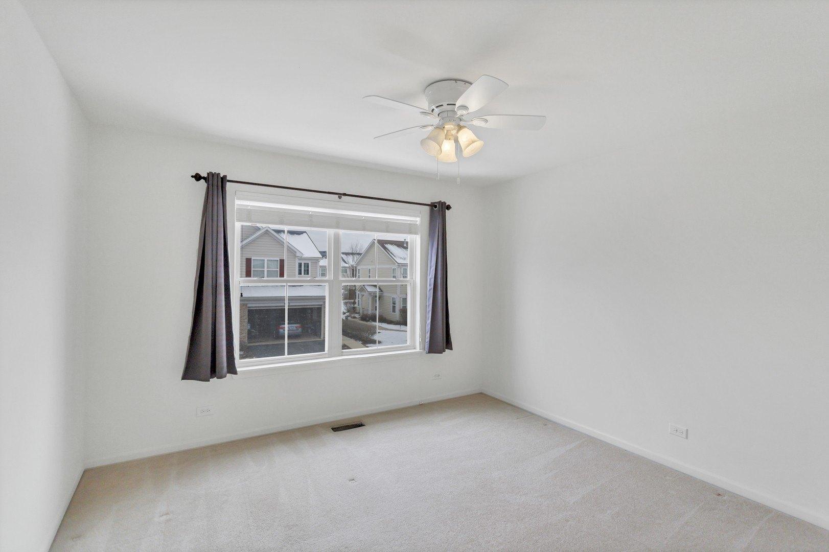 Acushnet St, Elgin, IL 60124