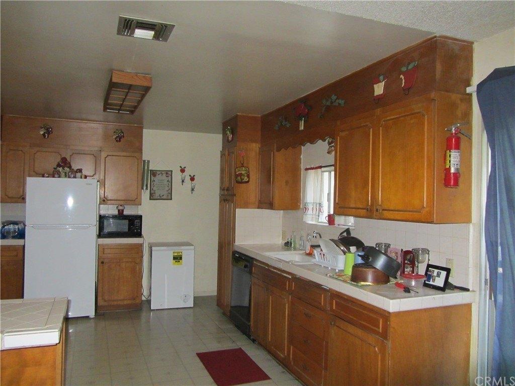 W 17th St, San Bernardino, CA 92405